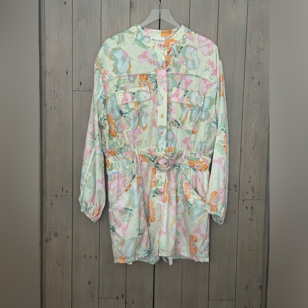 PLUS SIZE FLORAL ROMPER - Picture 6 of 7